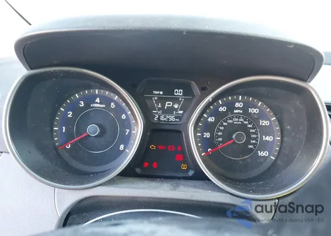 2015 Hyundai Elantra Se z USA, uszkodzony, nr VIN 5NPDH4AE3FH564393